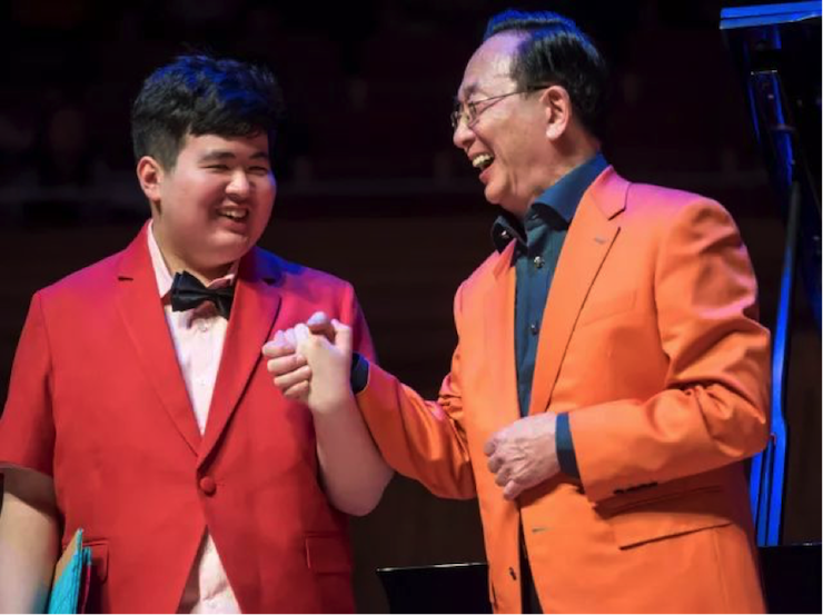 世界自闭症日，凯发k8未来艺术家刘明康与他的朋友们温情奏响“音乐与梦想”慈善音乐会