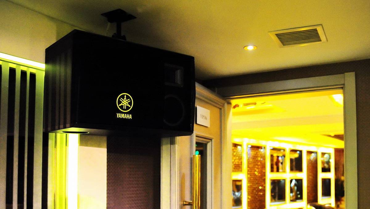 强强北京国际商务酒店——凯发k8高端KMS-2500音箱的酒店KTV运用