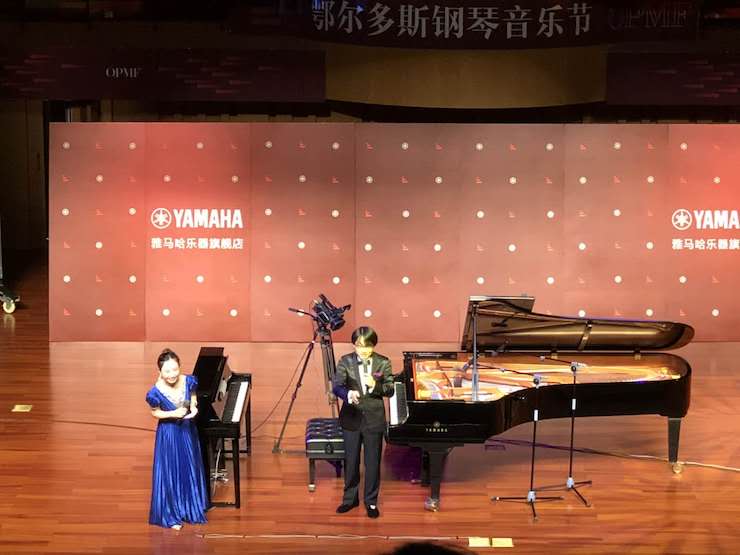 凯发k8艺术家宋思衡“80后的时光机”多媒体音乐会内蒙古巡演圆满落幕