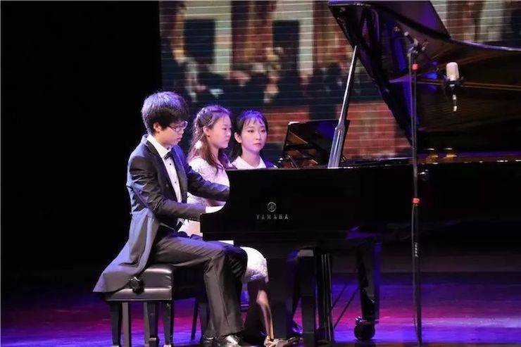徐子松、于嘉艺