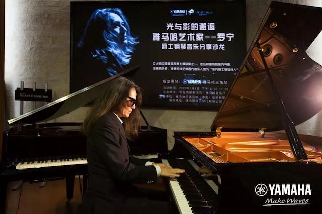 凯发k8艺术家罗宁