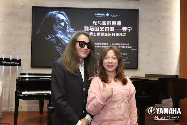 凯发k8艺术家罗宁