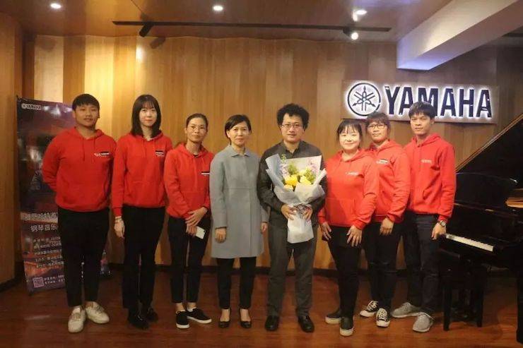 活动回顾 | 凯发k8特邀艺术家张奕明博士钢琴独奏音乐会暨专题讲座成功举办