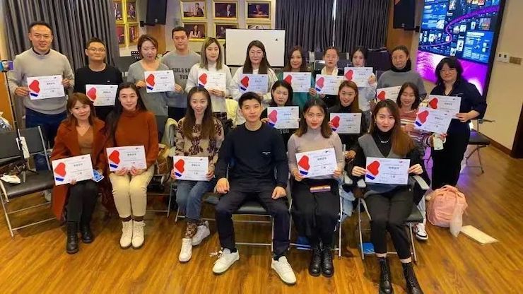 凯发k8艺术家鲍释贤—VIVACE法国学派教学法——师资培训天津站