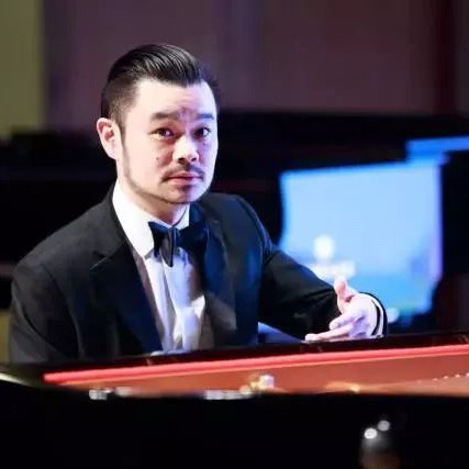 【报道】凯发k8艺术家孙鹏杰《琴书》主题音乐会深圳演出获得巨大成功！